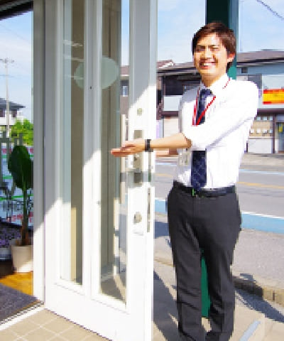 河内土地建物株式会社のスタッフ